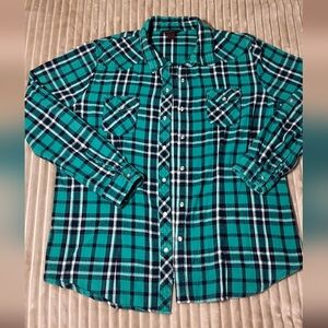 Bit 'n Bridal large green flannel shirt